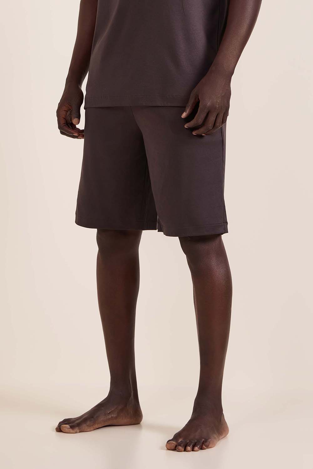 תמונת דוגמן קידמית של מכנסיים