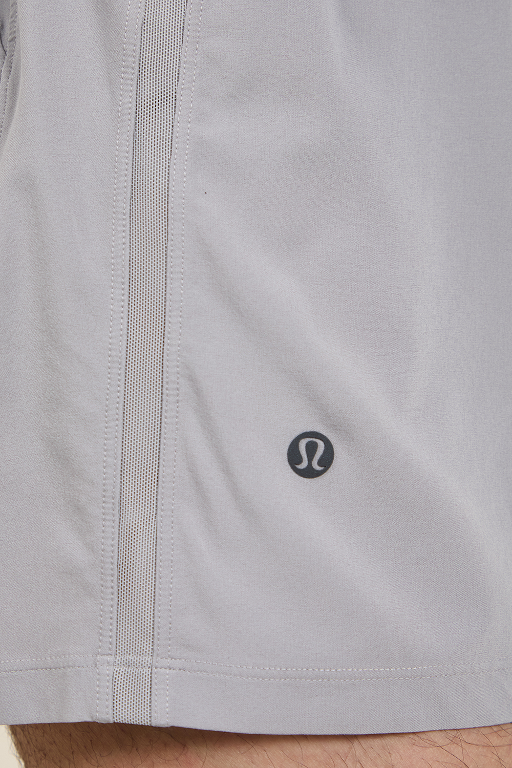 תמונת תקריב דוגמן של Pace Breaker Short 7