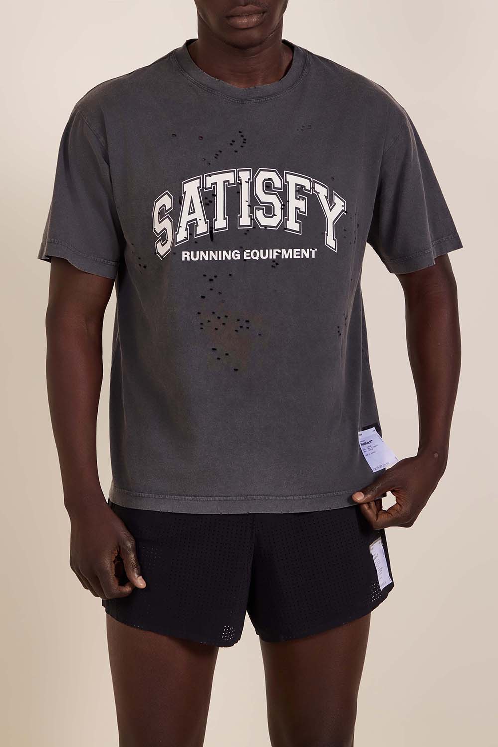 תמונת דוגמן קידמית של חולצת אימון