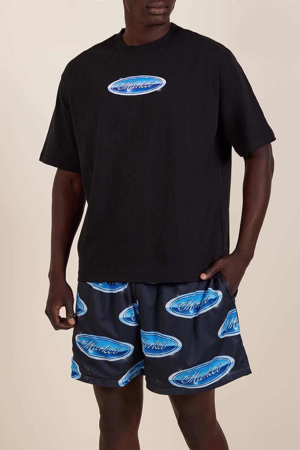 תמונת דוגמן קידמית של חולצת טי