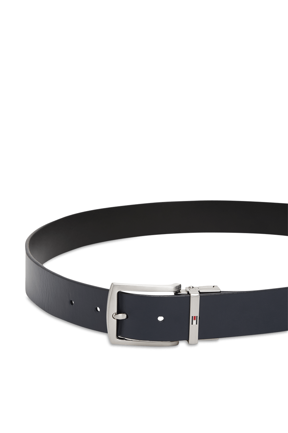 תמונה אחורית של חגורת עור