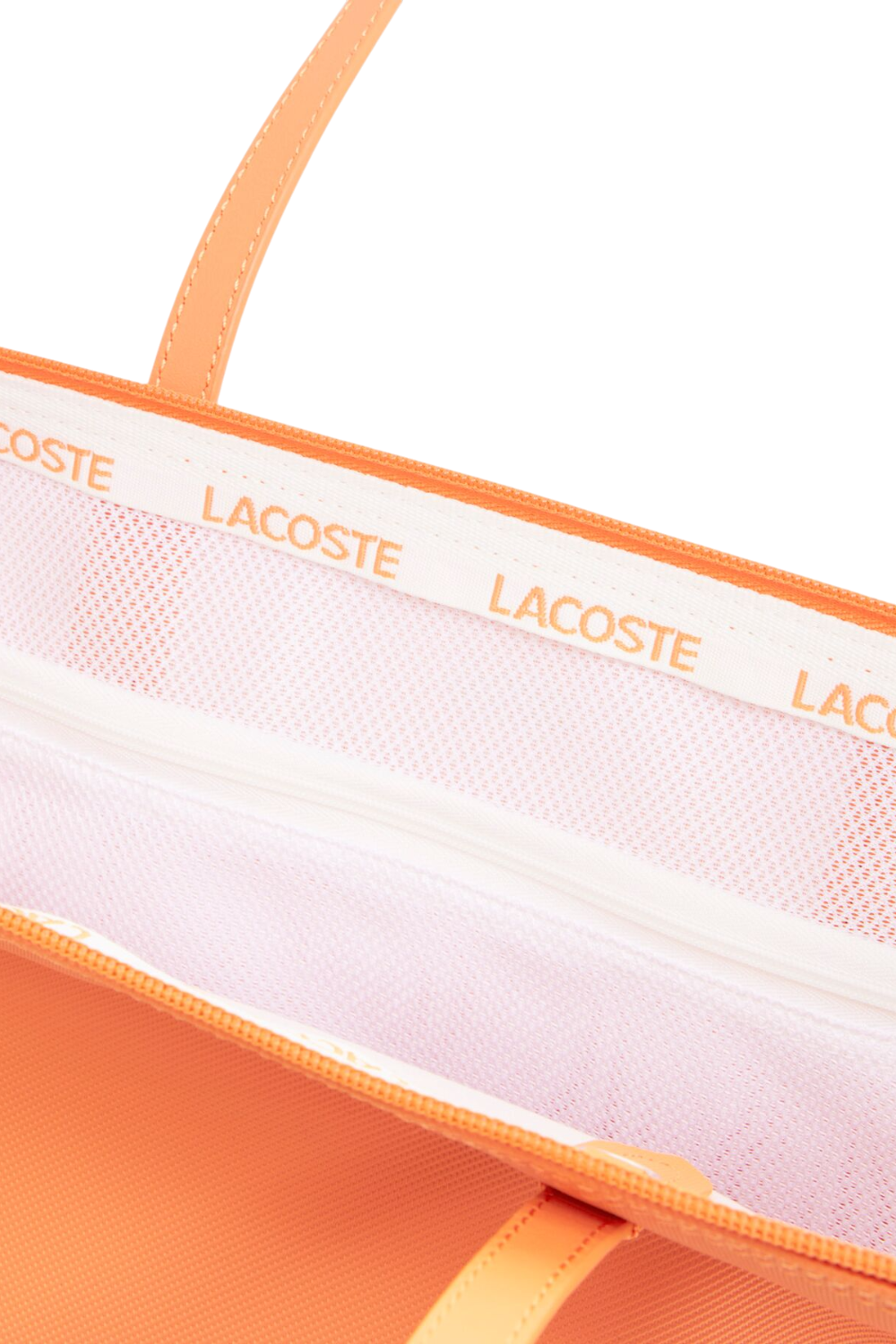 תמונת תקריב של תיק נשיאה לארג' L.12.12