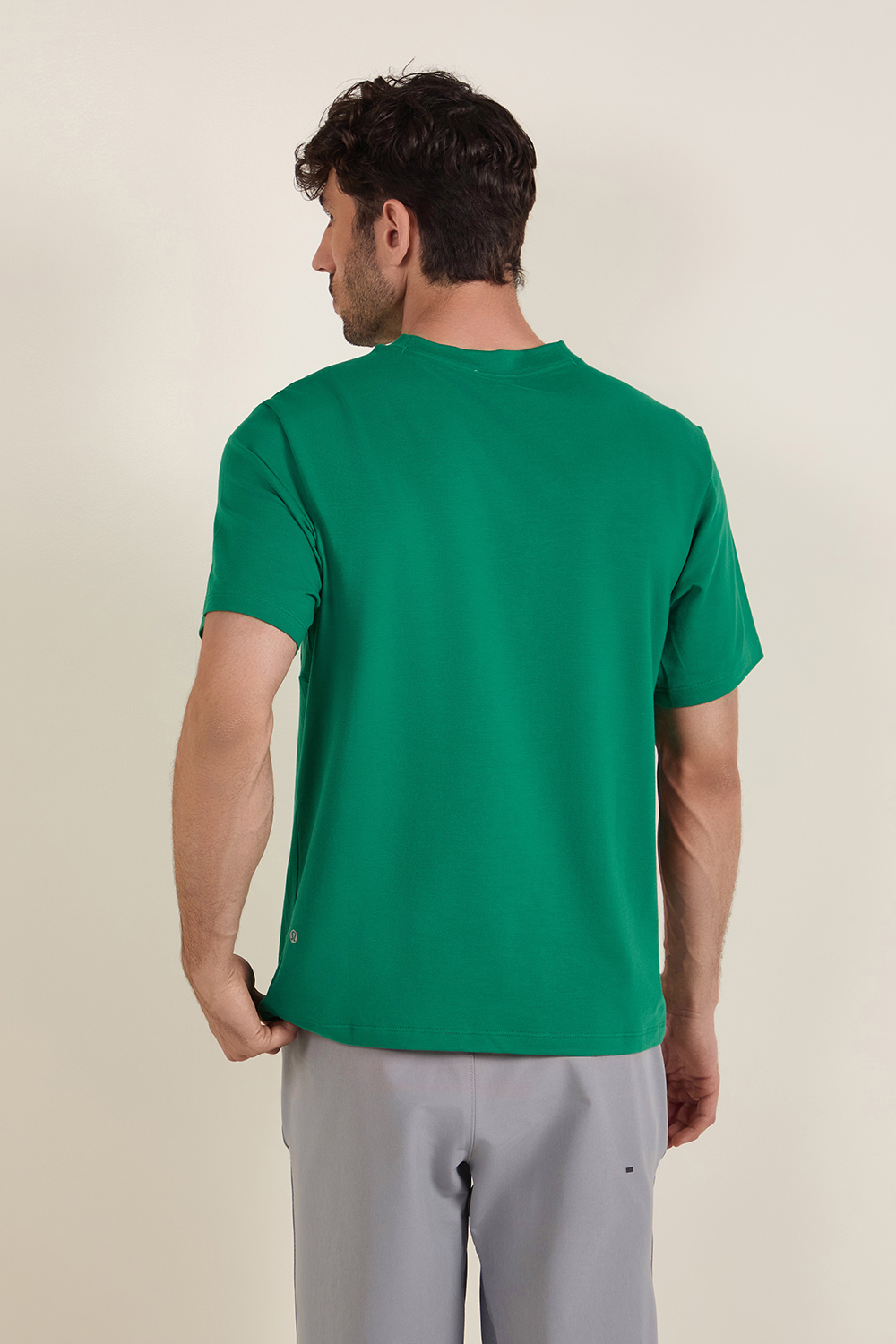 תמונת דוגמן אחורית של Zeroed In Short Sleeve Shirt