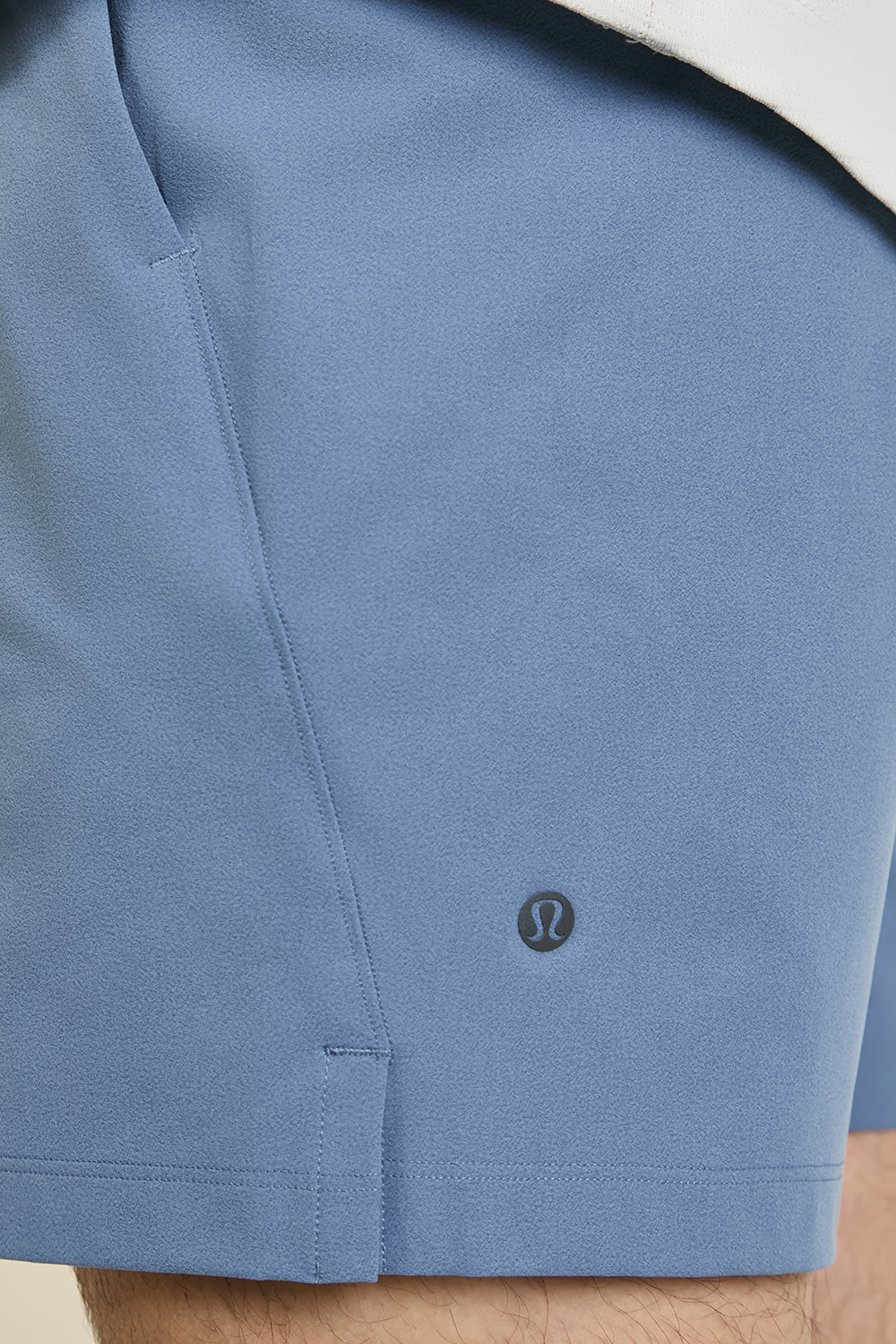 תמונת תקריב דוגמן של Zeroed In Linerless Short 7