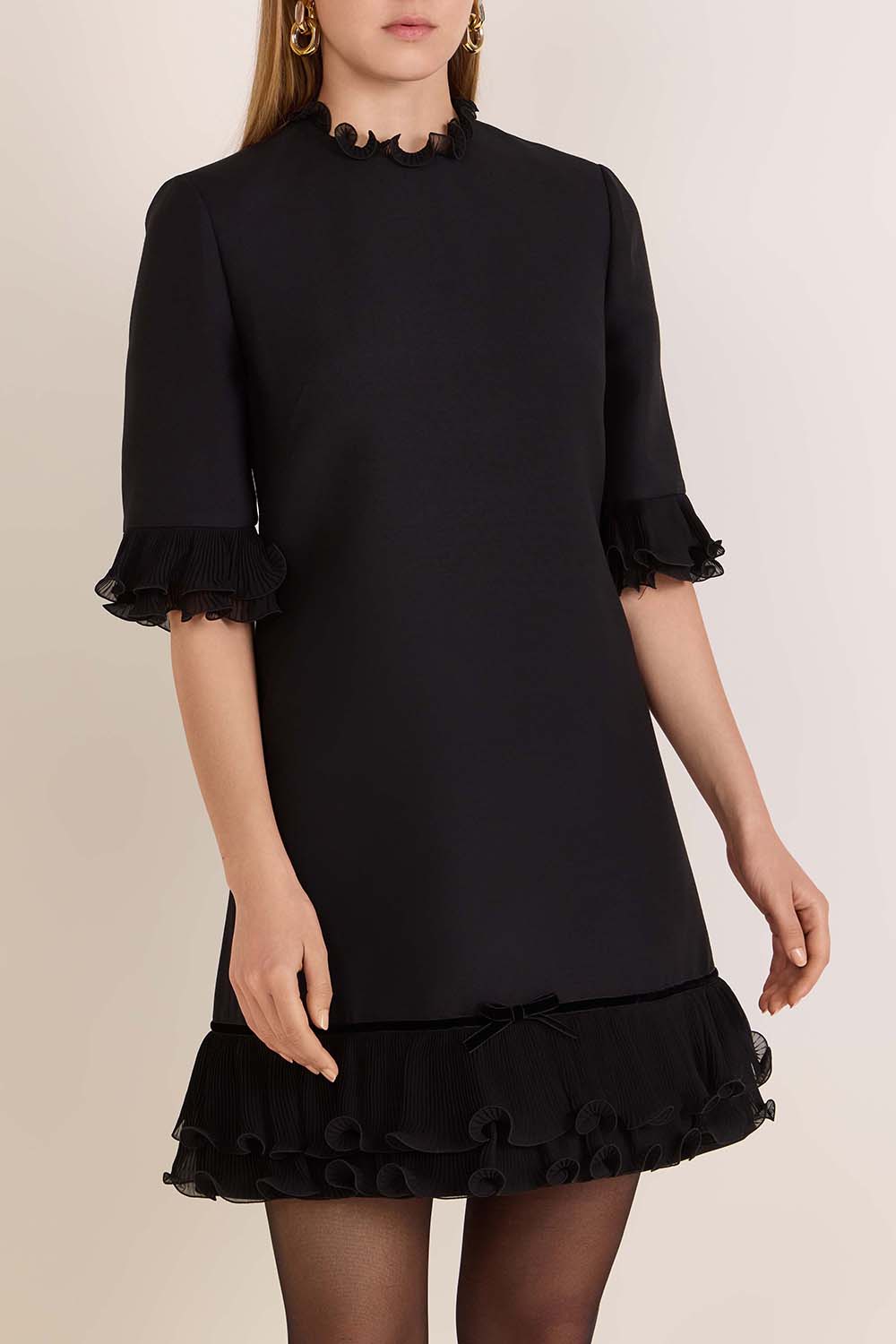 תמונת דוגמן קידמית של שמלת מיני