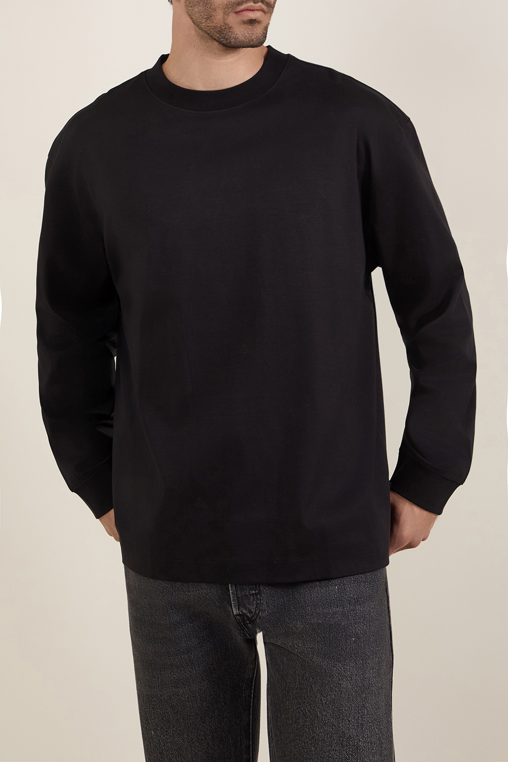 תמונת דוגמן קידמית של חולצת טי