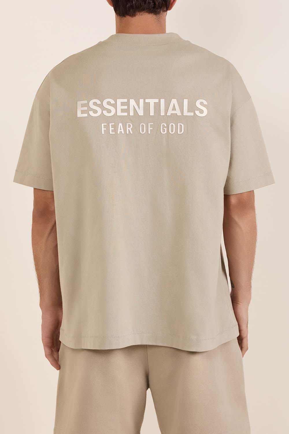 תמונת תקריב דוגמן של חולצת טי