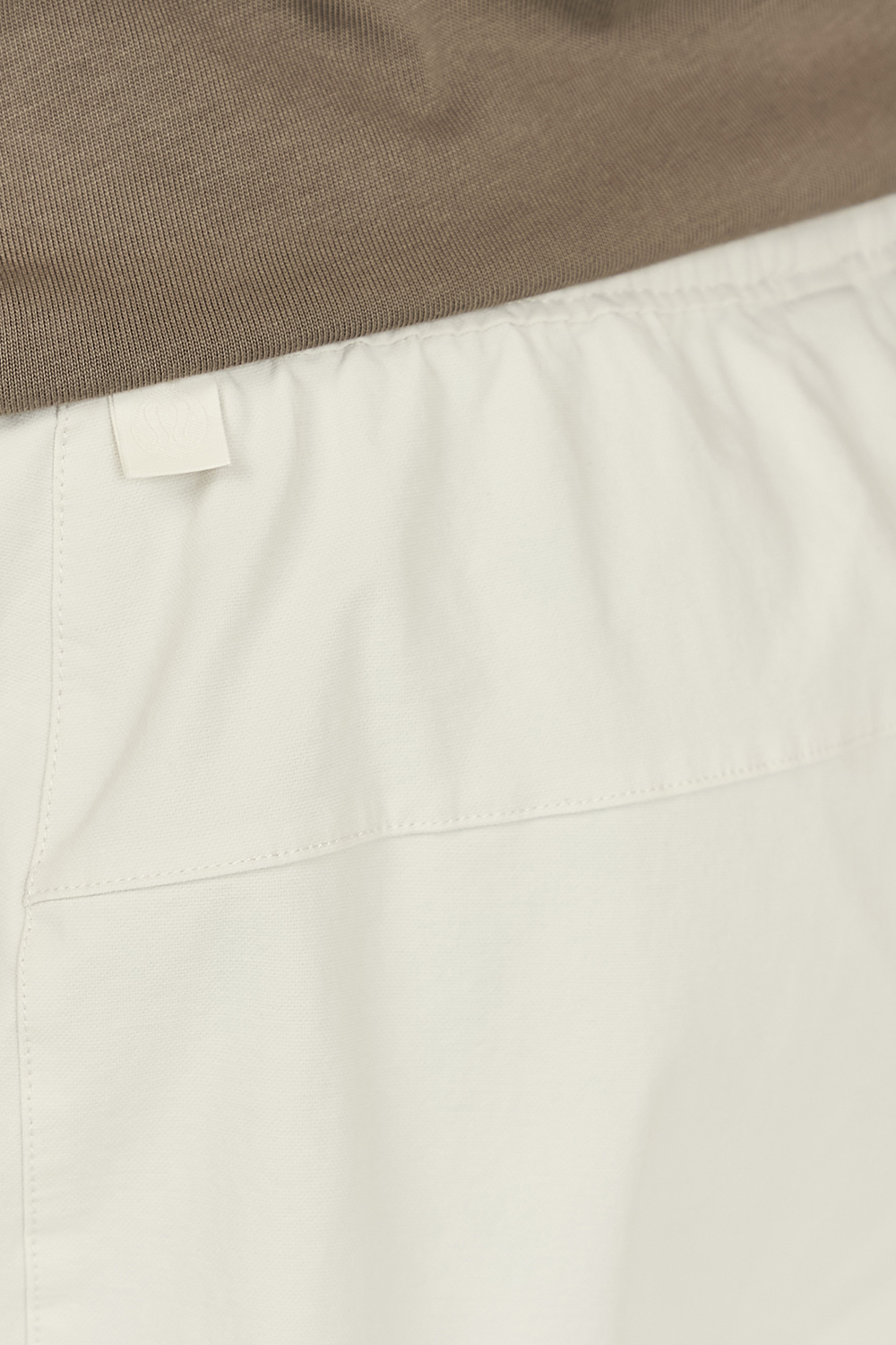 תמונת תקריב דוגמן של VersaTwill™ Cargo Pocket Short