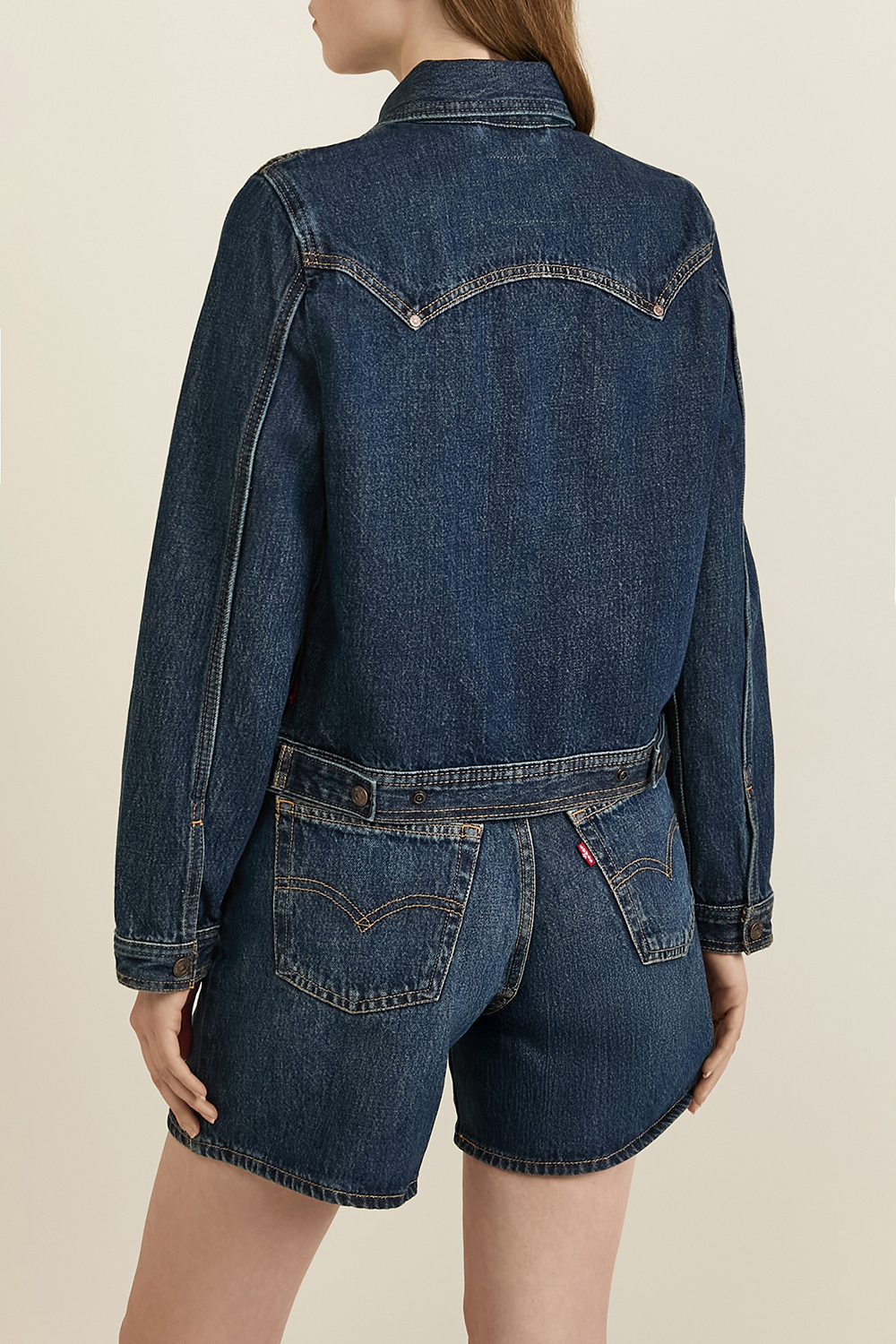 תמונת דוגמן אחורית של ז'קט ג'ינס סלים פיט