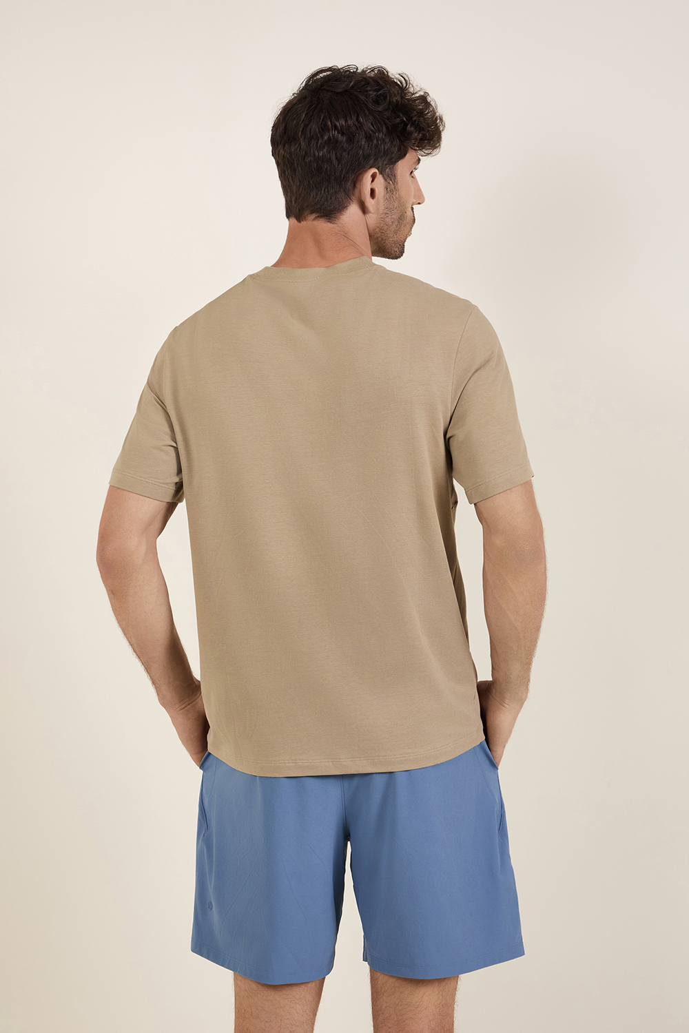 תמונת דוגמן אחורית של Zeroed In Short Sleeve Shirt