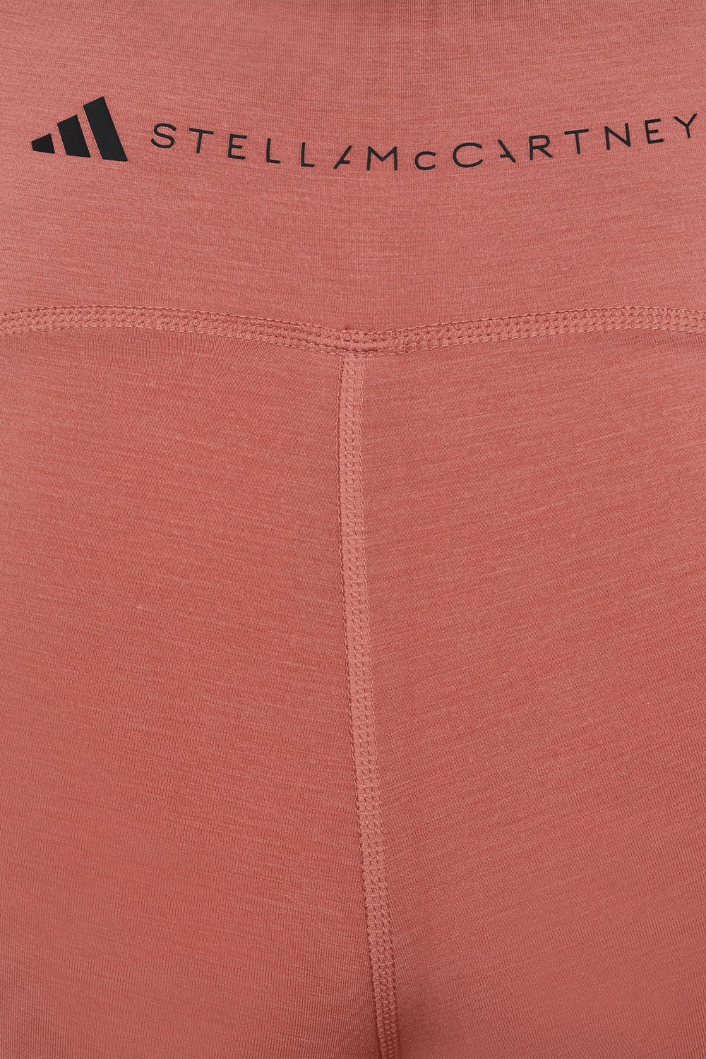 תמונה אחורית של אדידס X סטלה מקרטני מכנסי בייקר יוגה קצרים