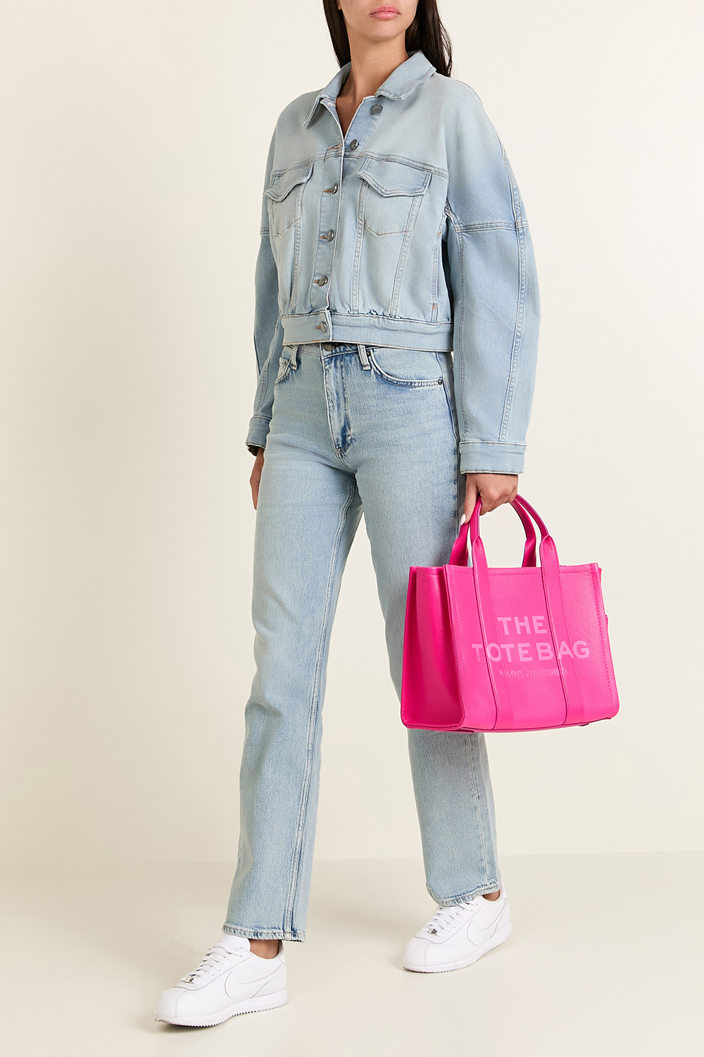 תמונת דוגמן קידמית של תיק טוט מדיום