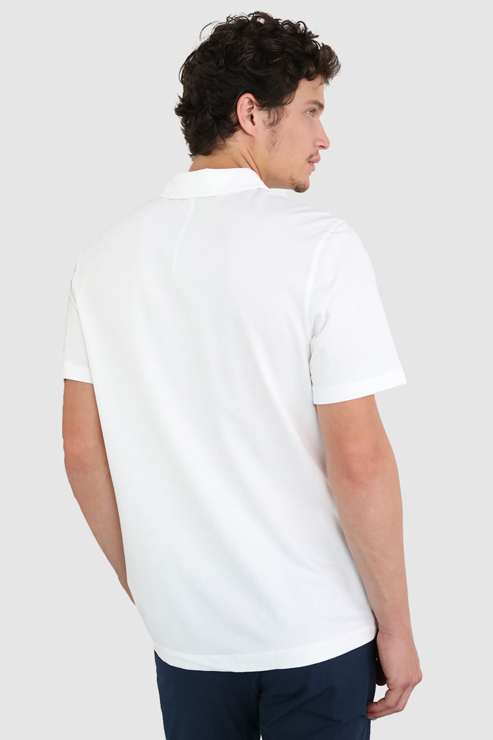 תמונת דוגמן אחורית של Evolution Short-Sleeve Polo Shirt