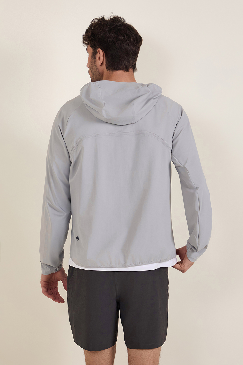 תמונת דוגמן אחורית של Pace Breaker Jacket