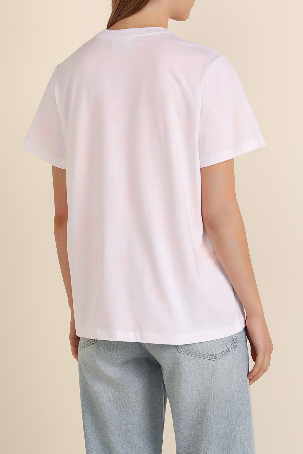 תמונת דוגמן אחורית של חולצת טי משוחררת