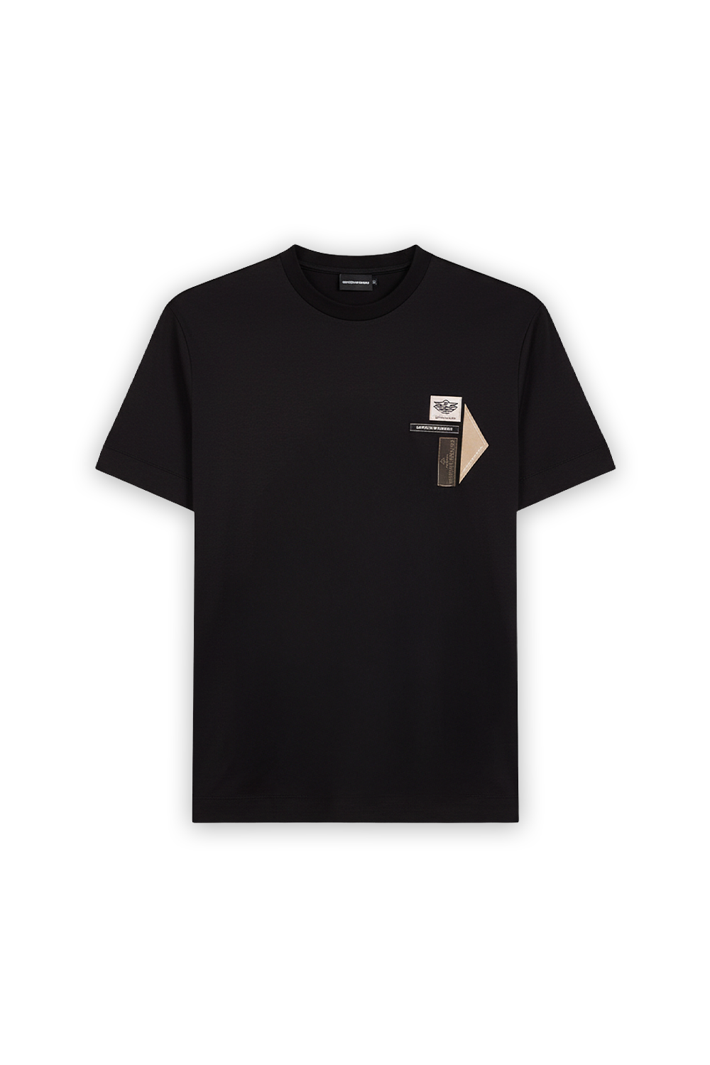 תמונה קידמית של חולצת טי