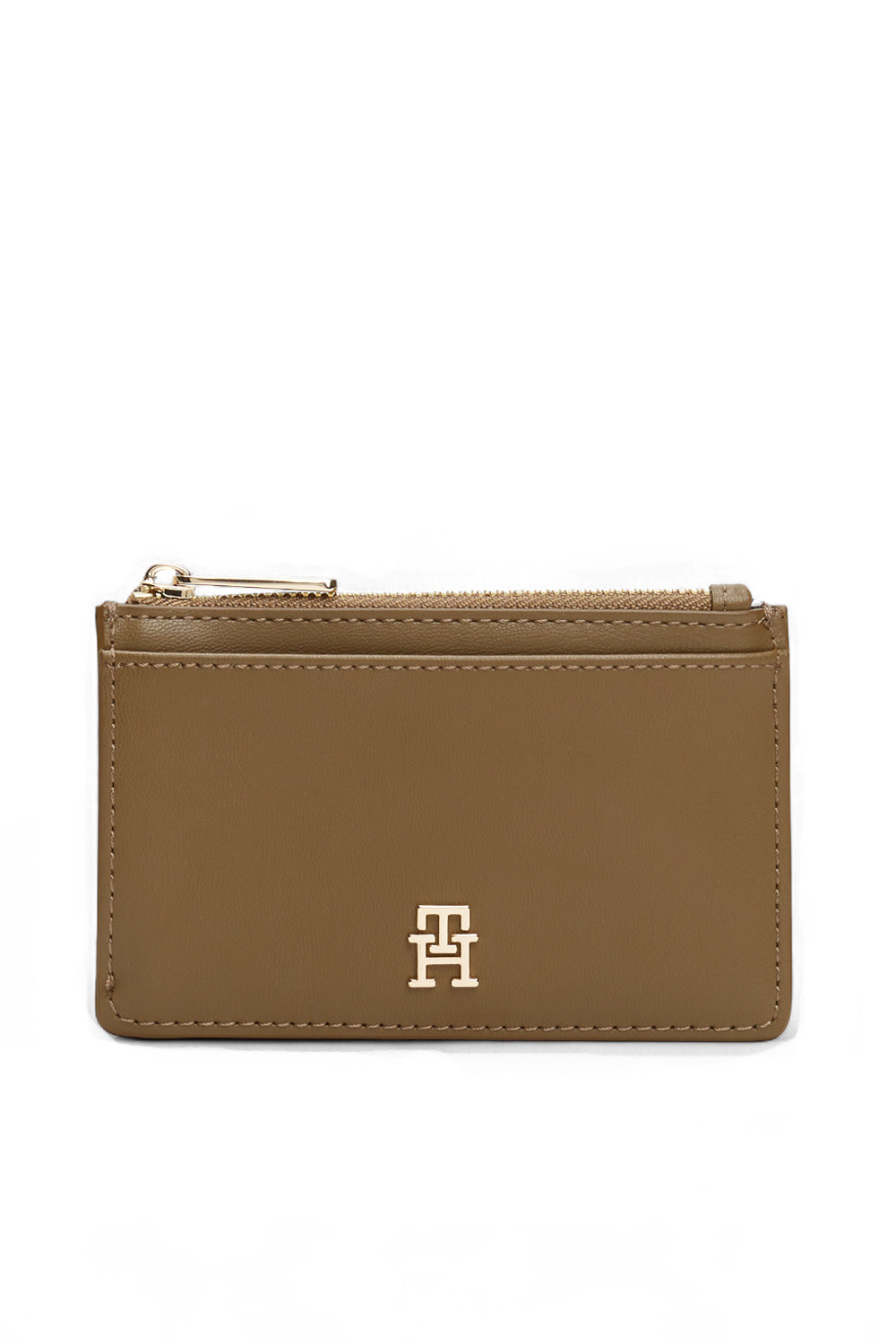 תמונה קידמית של ארנק כרטיסים ומטבעות