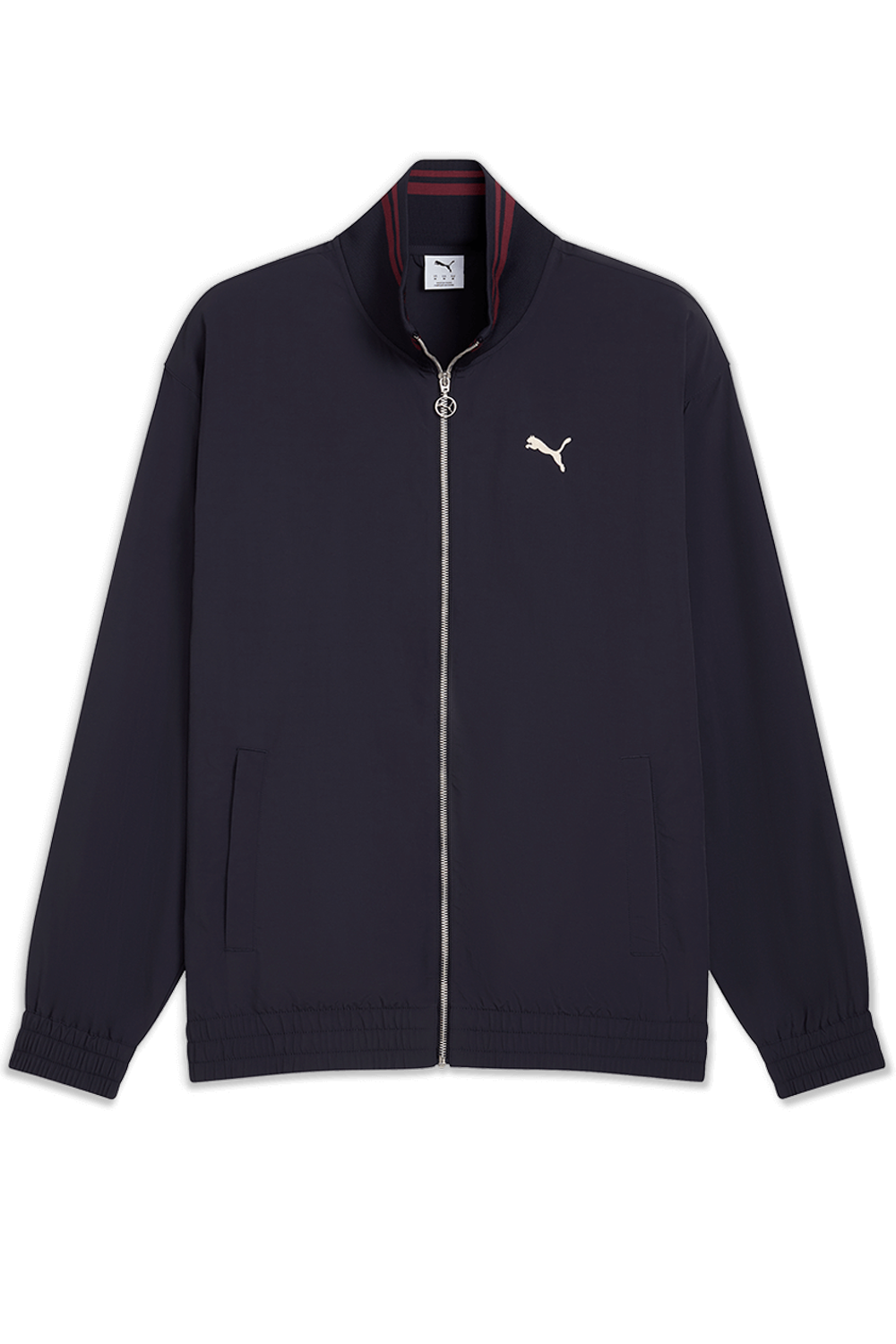 תמונה קידמית של ז'קט בגזרה משוחררת