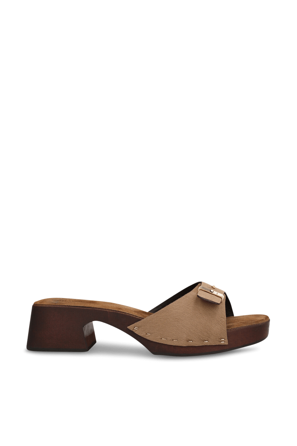 תמונה קידמית של כפכפי קלוגס