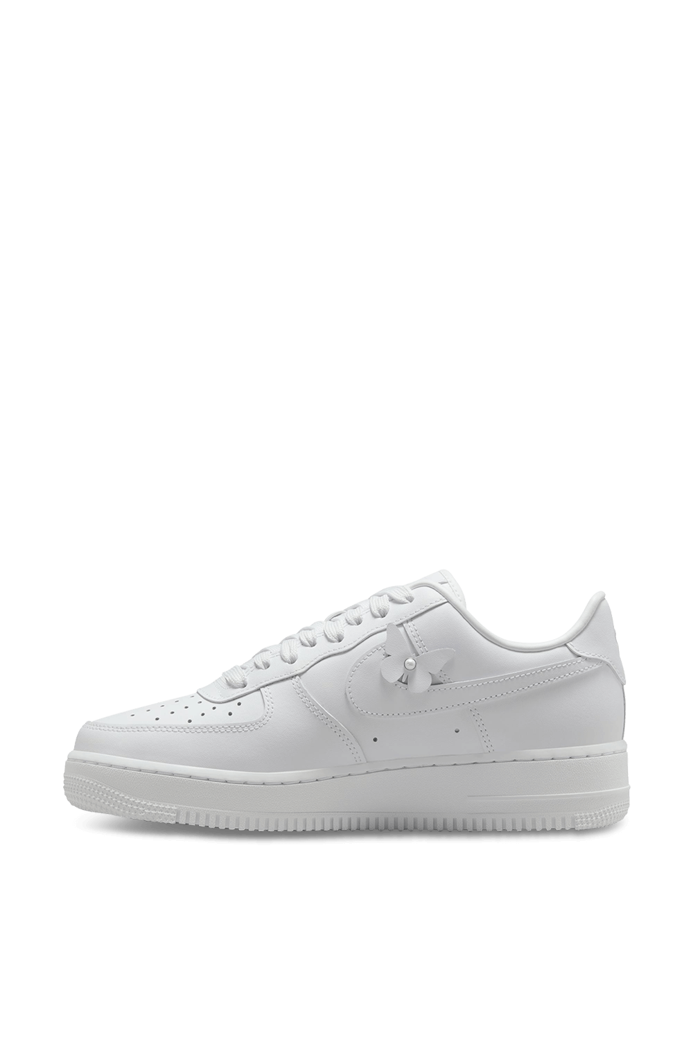 תמונה אחורית של נעלי סניקרס אייר פורס 1