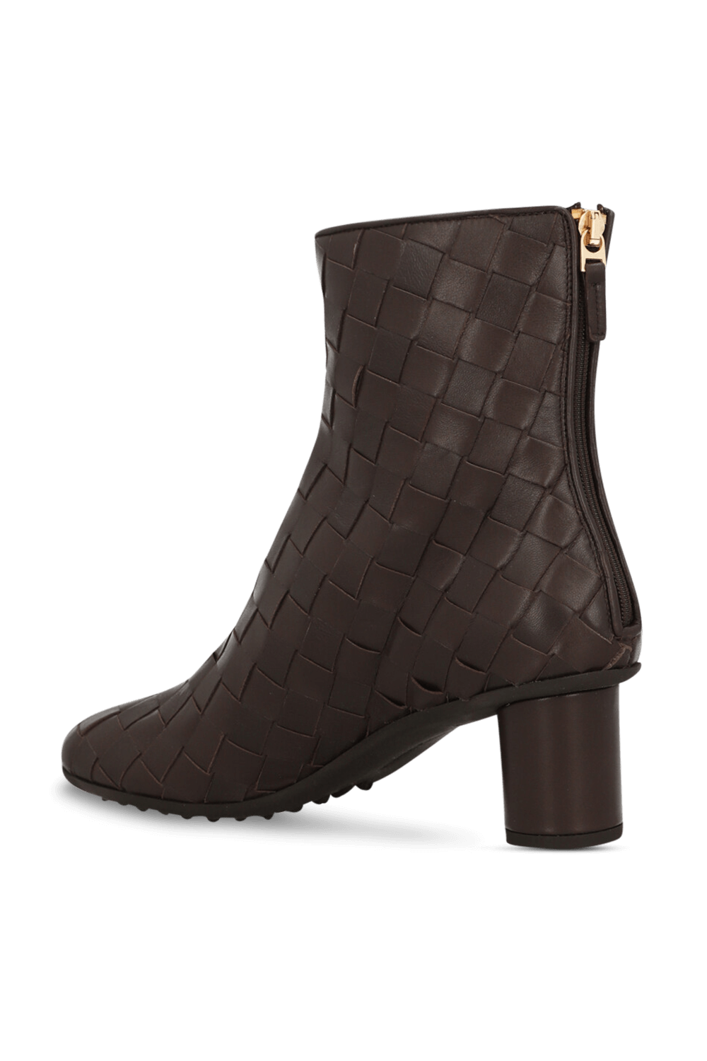 תמונה אחורית של מגפוני אטומיק