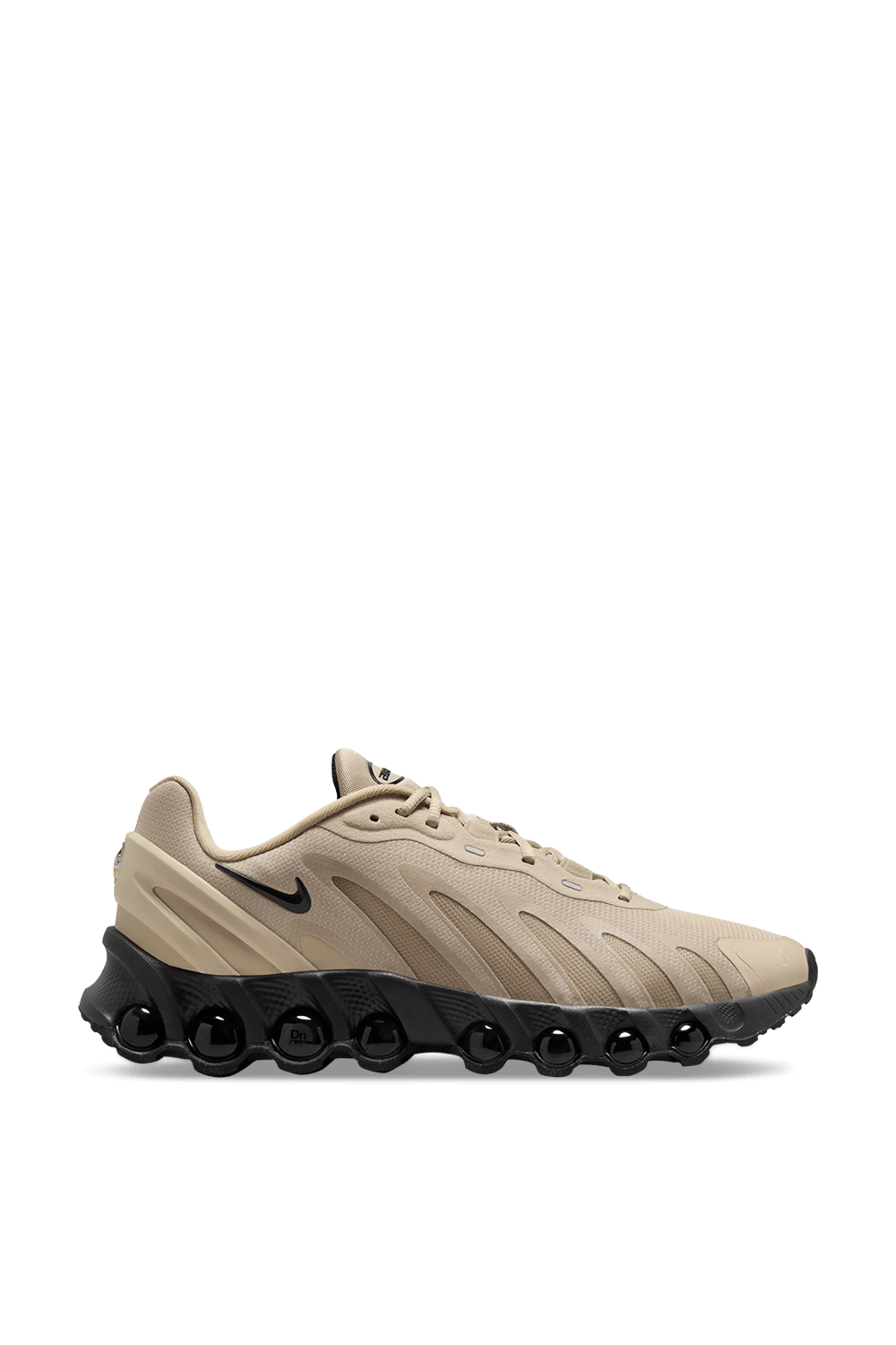 תמונה קידמית של נעלי סניקרס אייר מקס די-אן 8