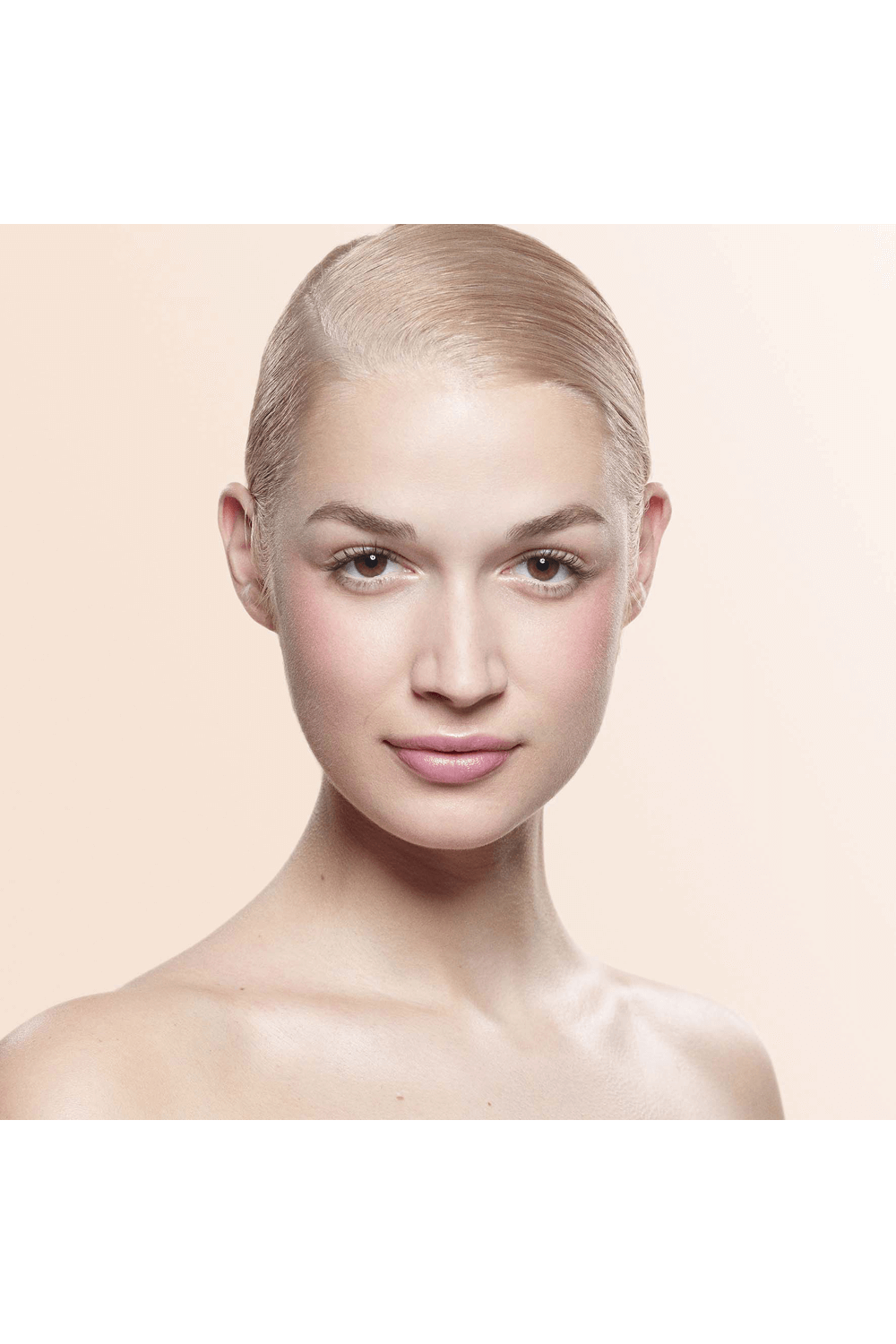 תמונת תקריב של שימר פלואיד שיר למראה זוהר 11