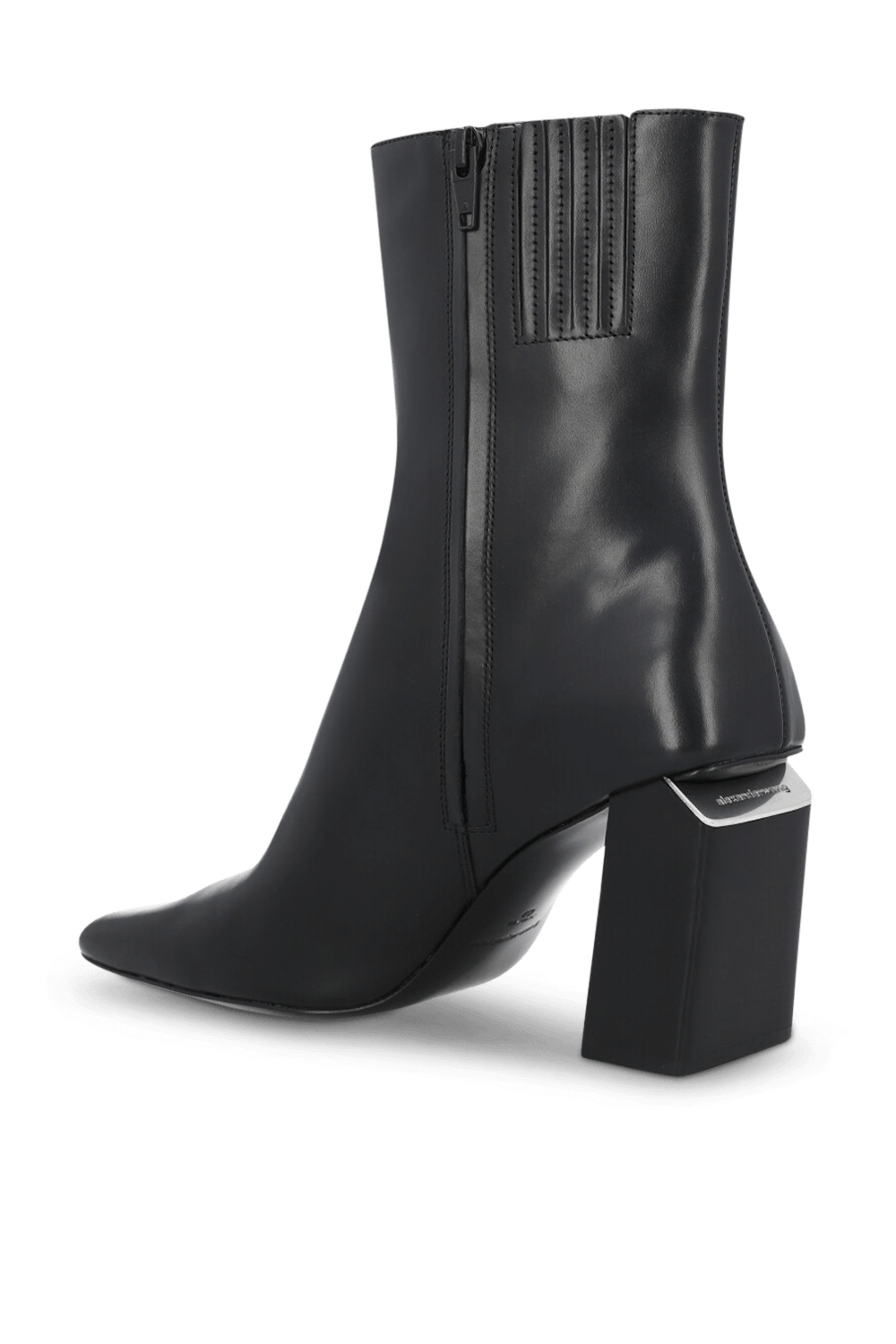 תמונה אחורית של מגפוני עקב 8.5 סמ