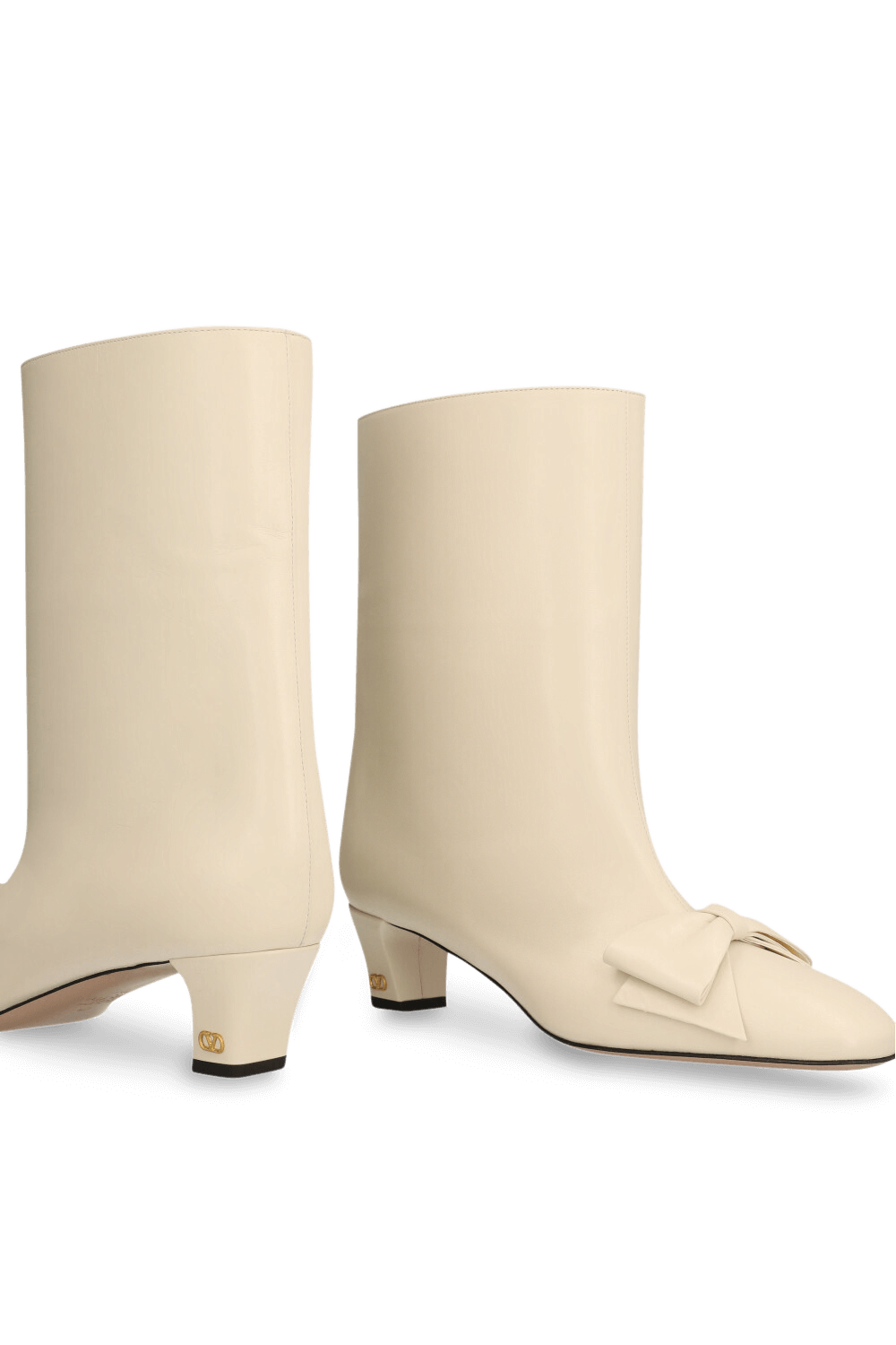 תמונת תקריב של מגפונים