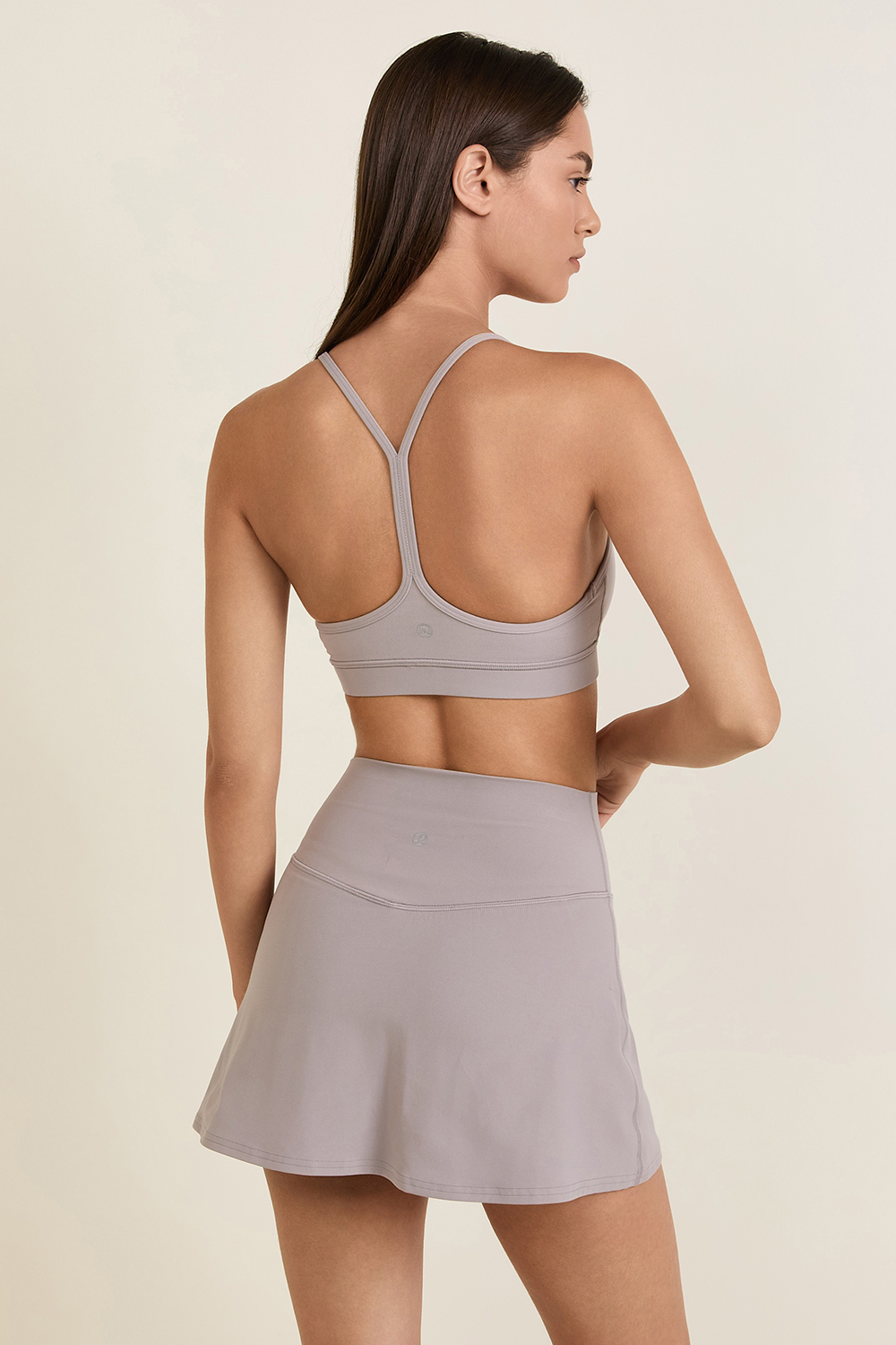 תמונת דוגמן אחורית של Flow Y Bra Nulu