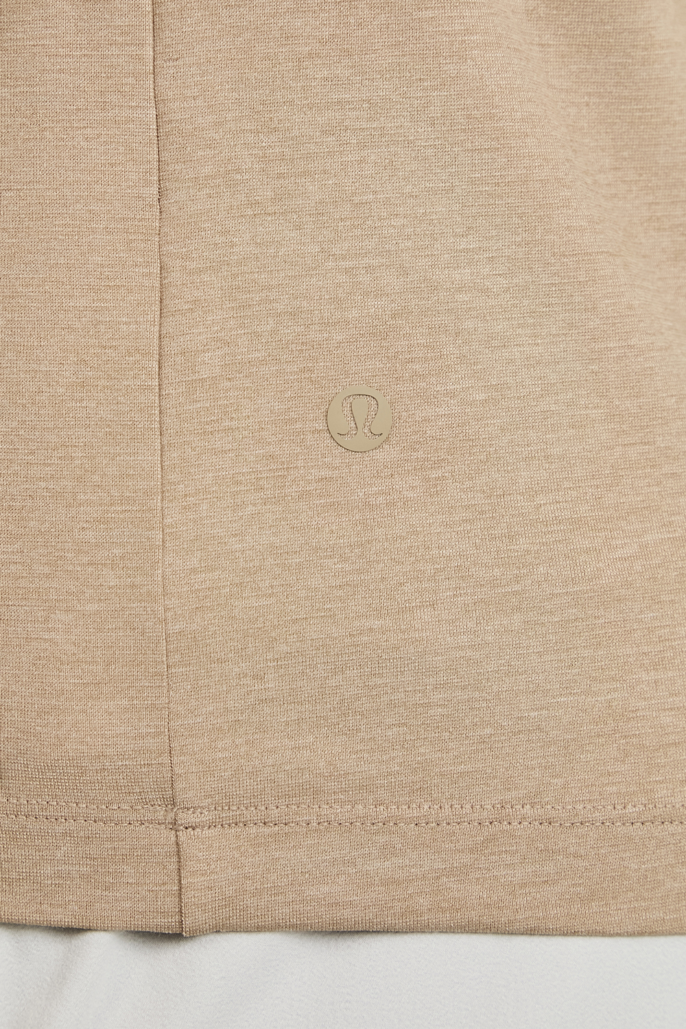 תמונת תקריב דוגמן של Evolution Short-Sleeve Polo Shirt