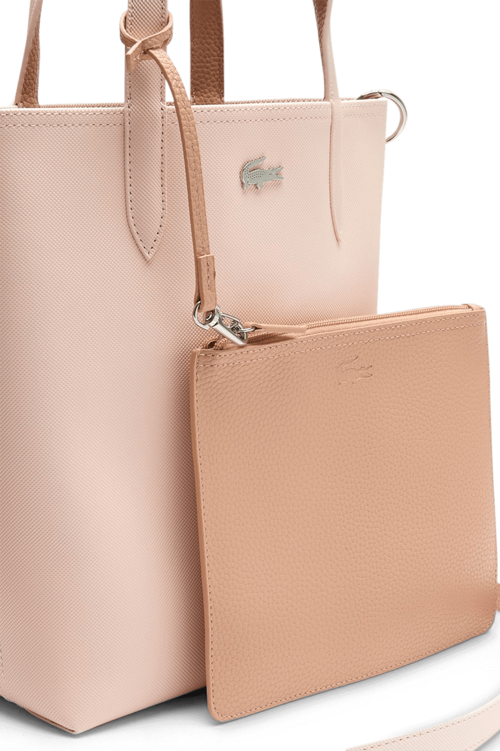 תמונת תקריב של תיק נשיאה ורוד עם פאוץ' תואם