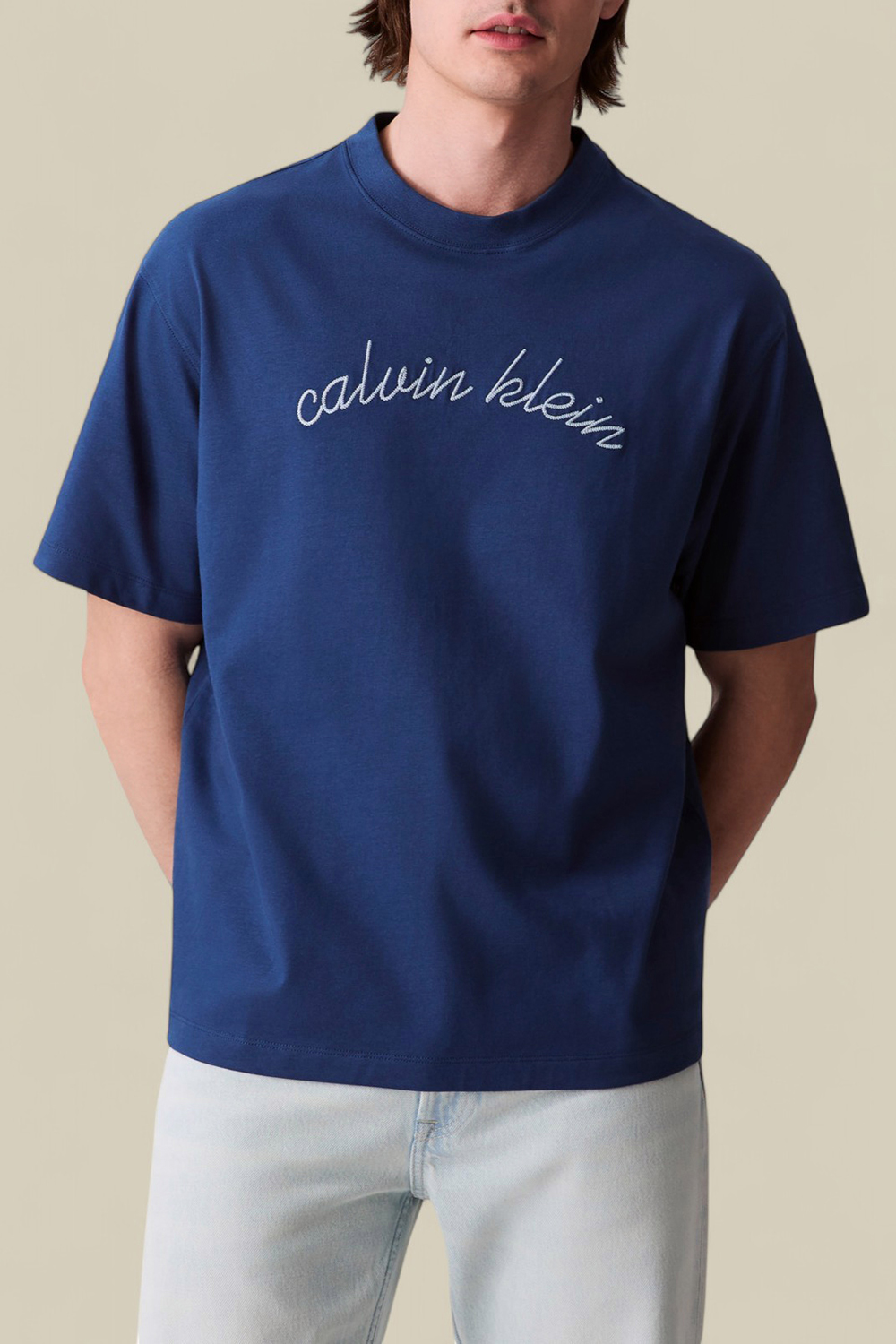 תמונת דוגמן קידמית של חולצת טי