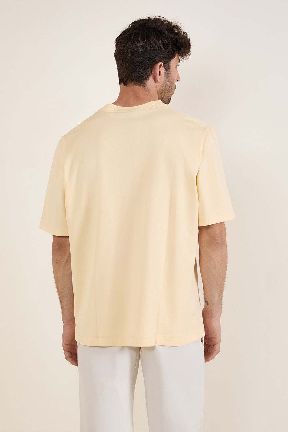 תמונת דוגמן אחורית של Heavyweight Cotton Jersey T-Shirt