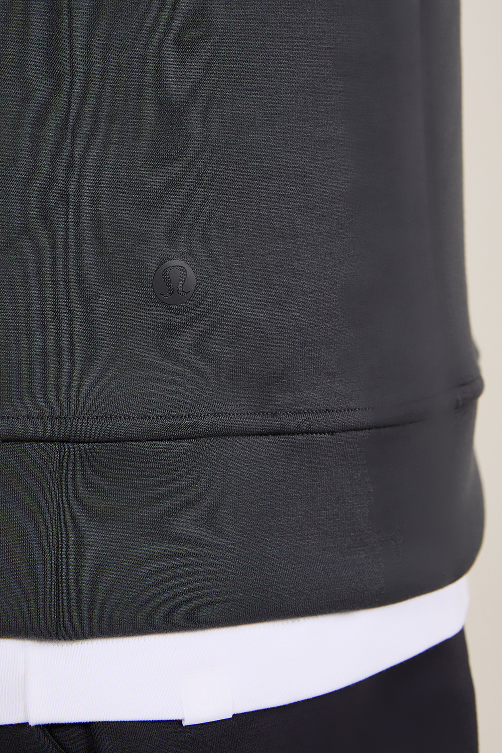 תמונת תקריב דוגמן של Smooth Spacer Crew