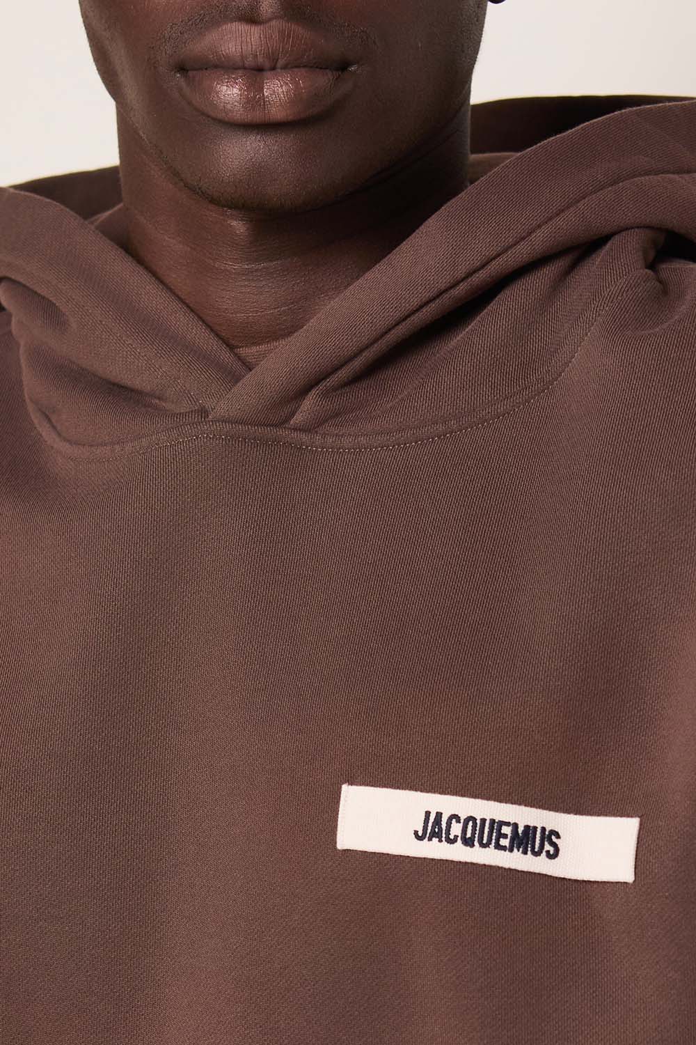 תמונת דוגמן אחורית של קפוצ'ון