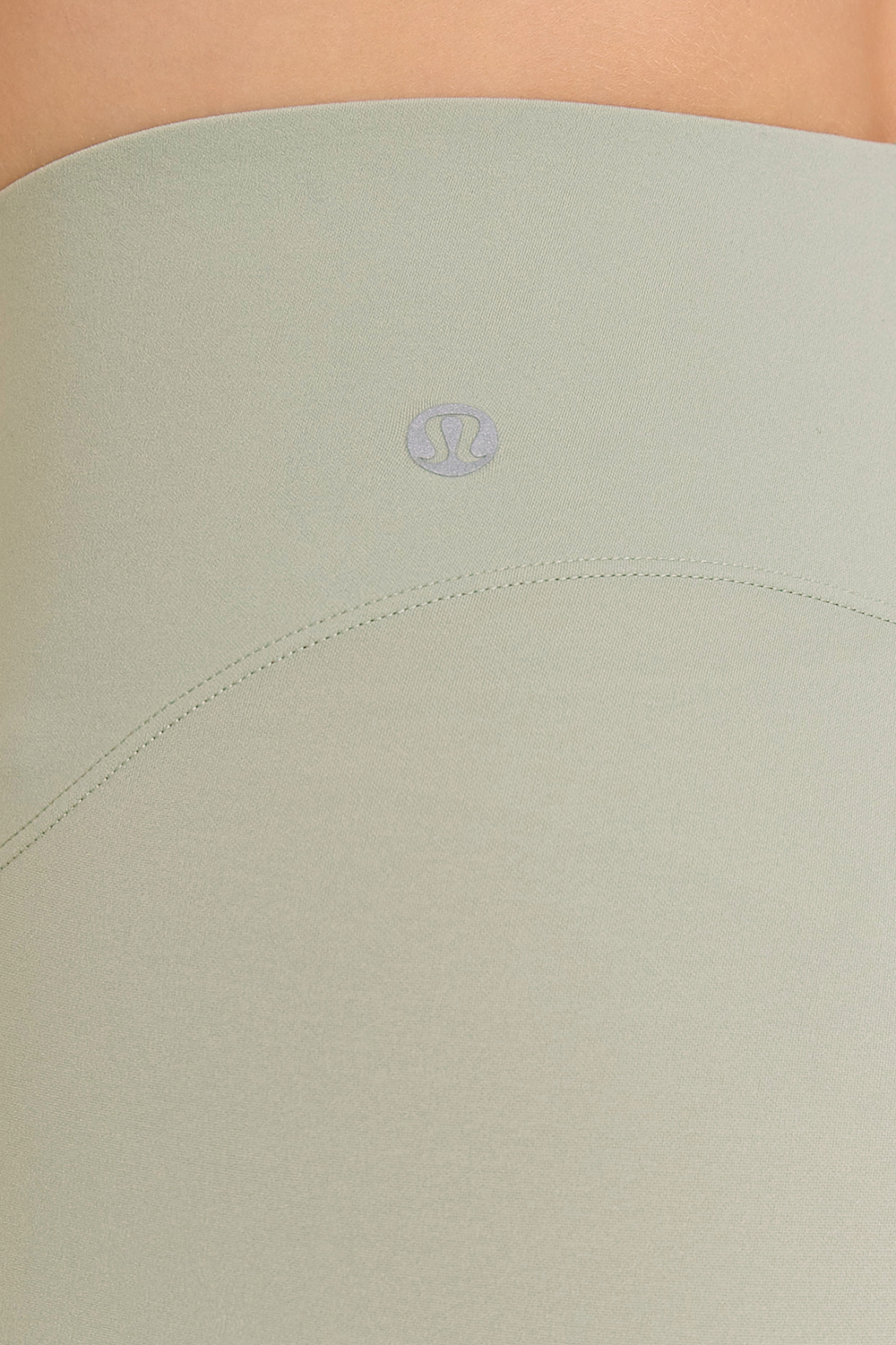 תמונת תקריב דוגמן של Glow Up Hr Short 6