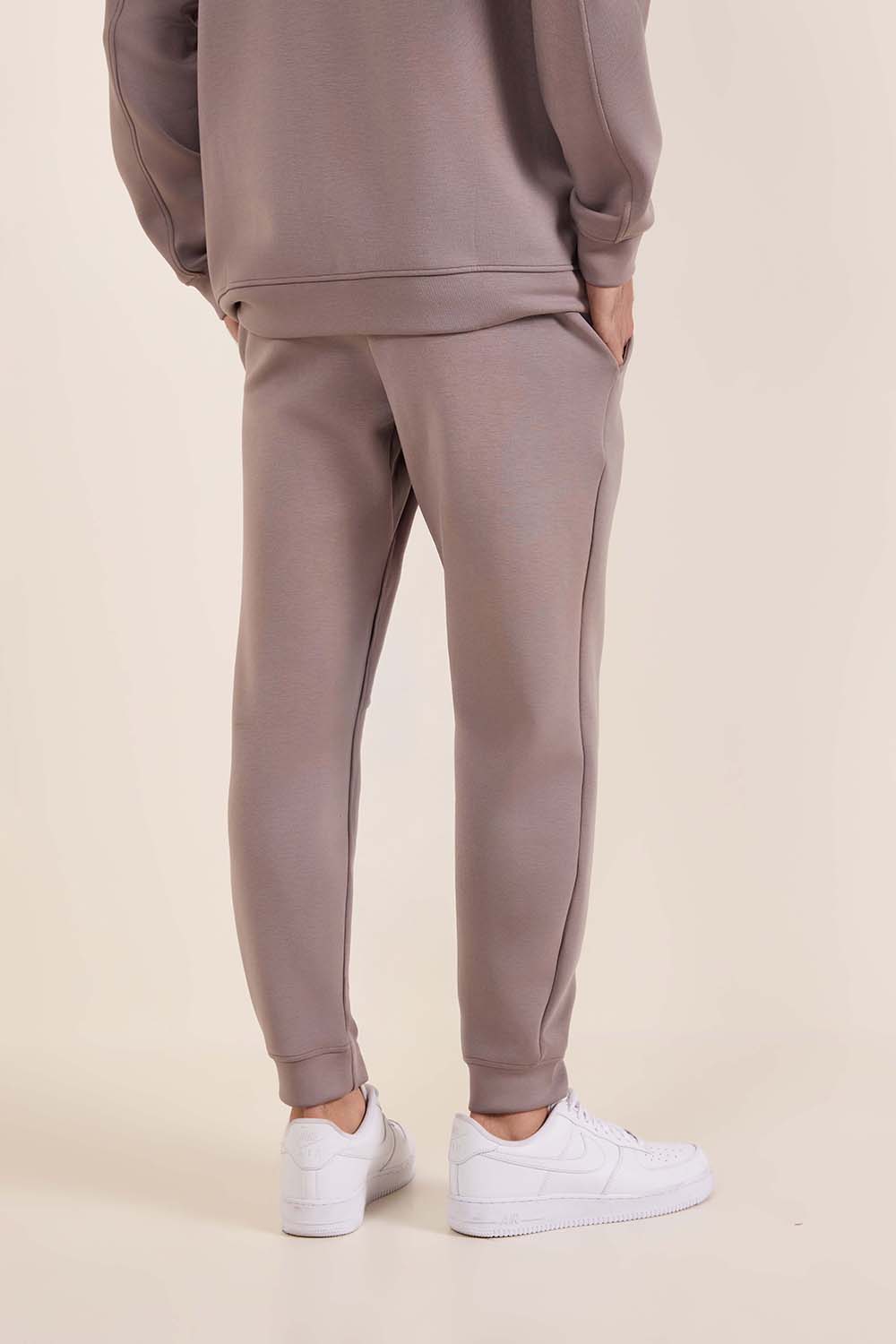 תמונת דוגמן אחורית של Smooth Spacer Jogger