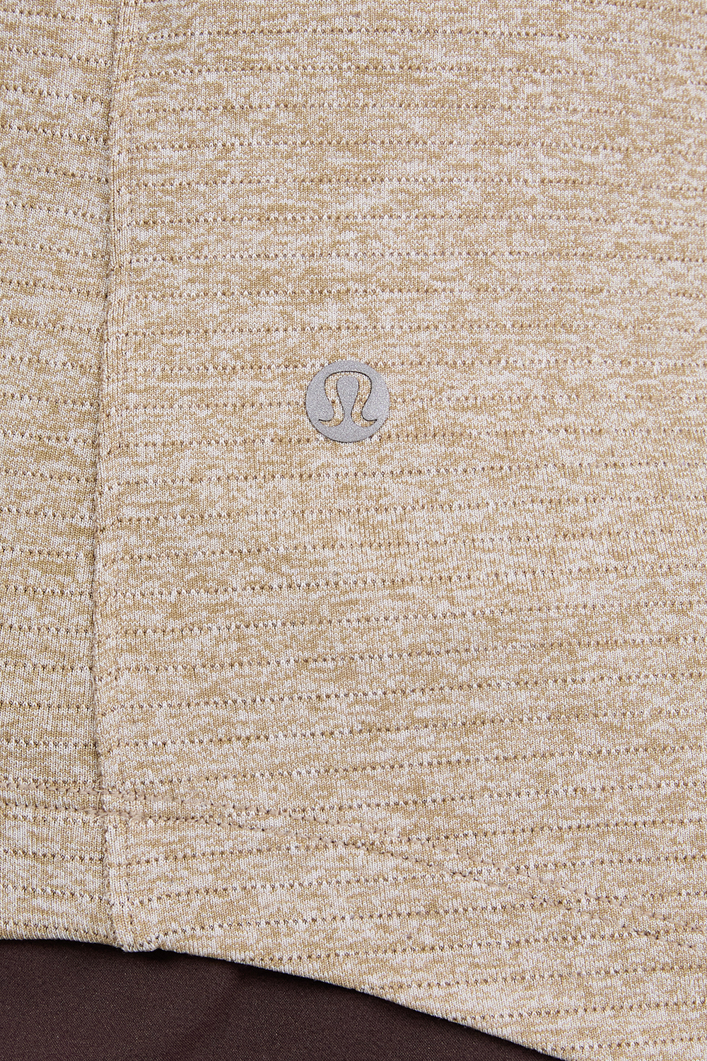 תמונת תקריב דוגמן של License to Train Short Sleeve