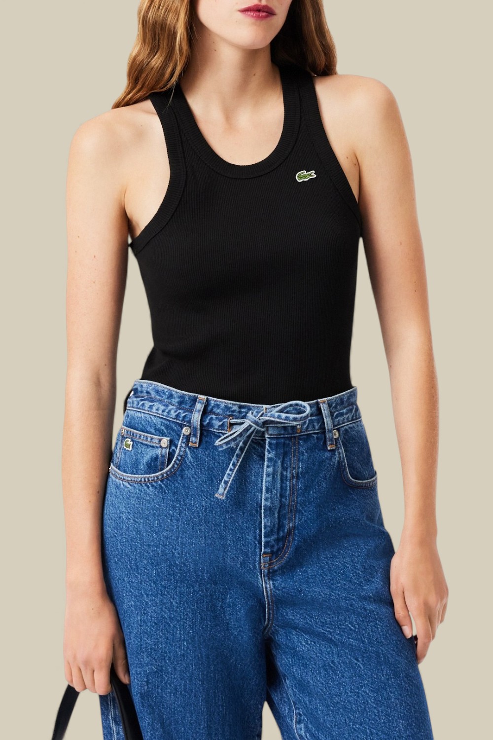 תמונת דוגמן קידמית של גופיית ריב