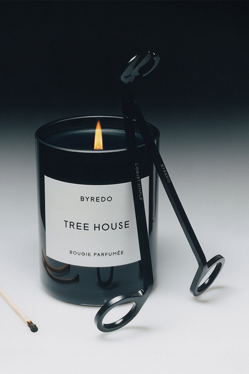 תמונת פנים של Tree House Candle 240 gr