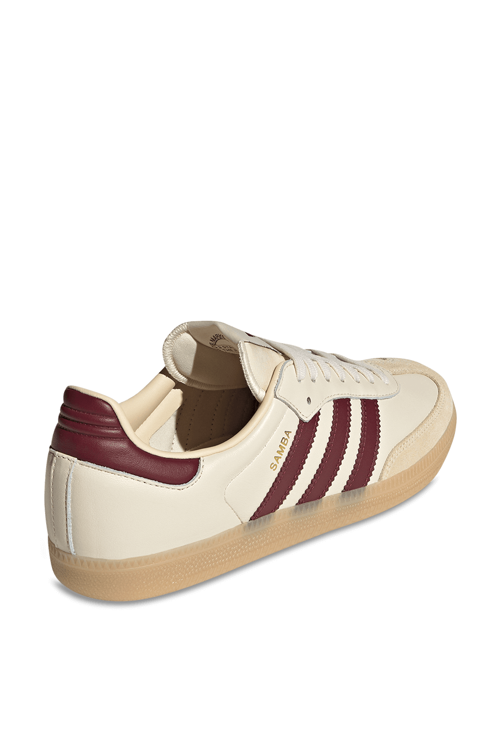 תמונת פנים של נעלי סניקרס סמבה