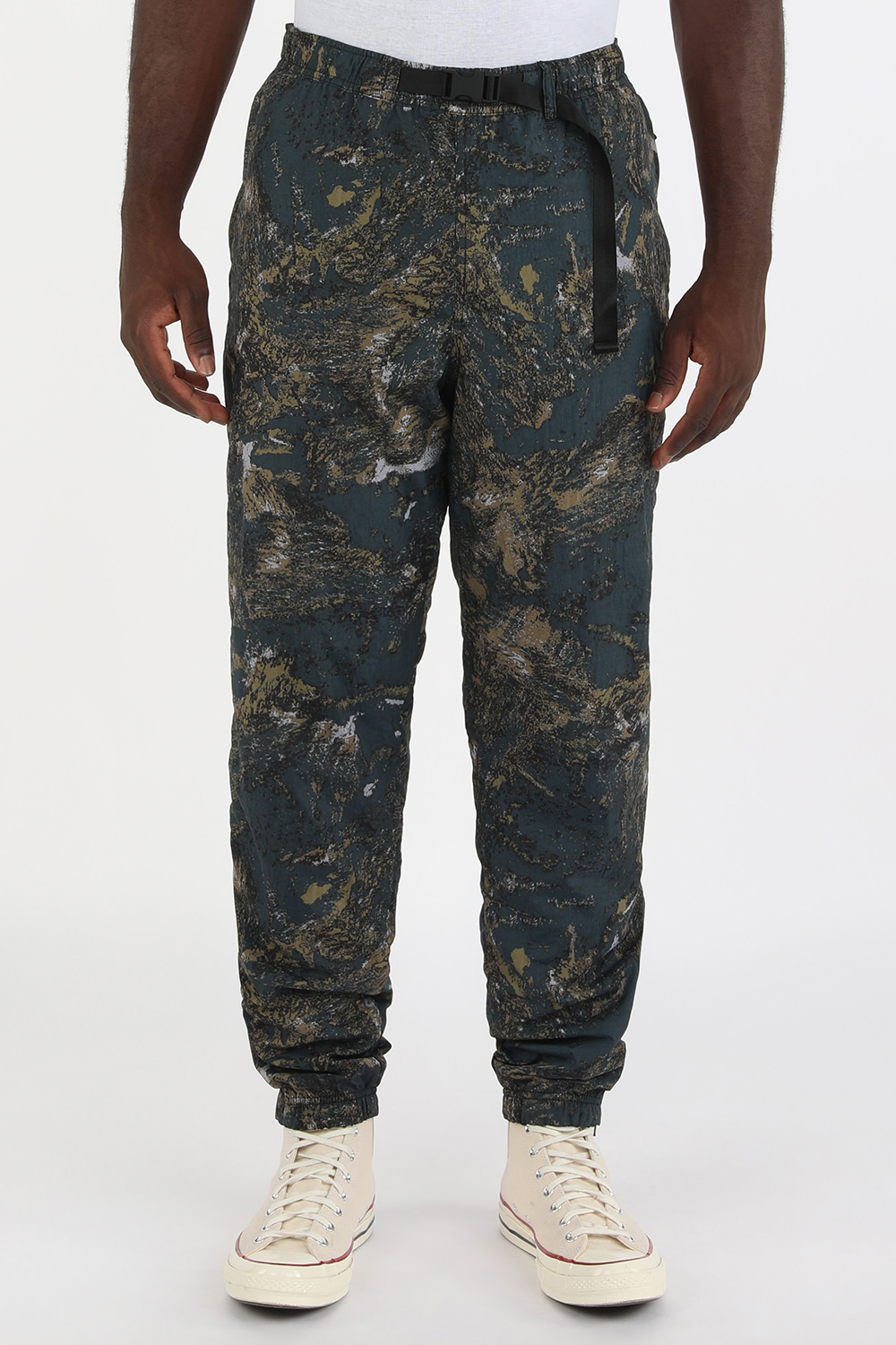 תמונת דוגמן קידמית של Terra Pants in in Deep Lagoon