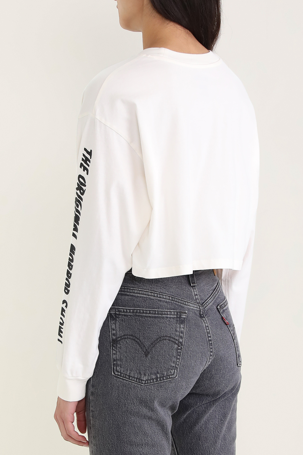 תמונת דוגמן אחורית של ליוייס X מפלצות יוניברסל סווטשירט קרופ