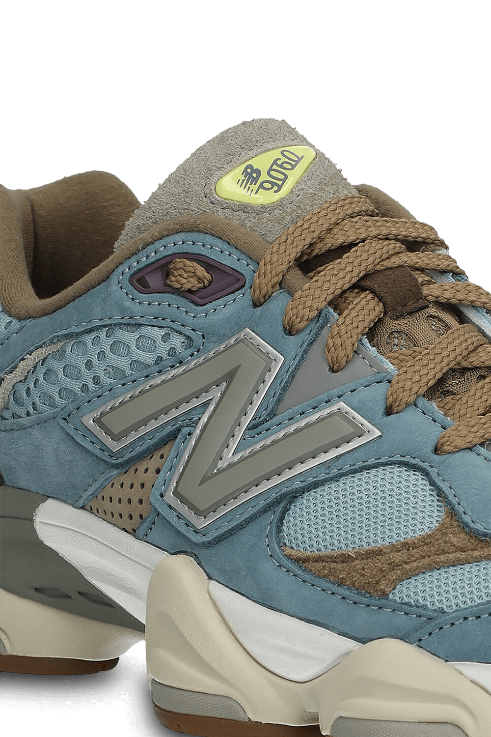 תמונת פנים של ניו בלאנס X בודגה נעלי סניקרס 9060