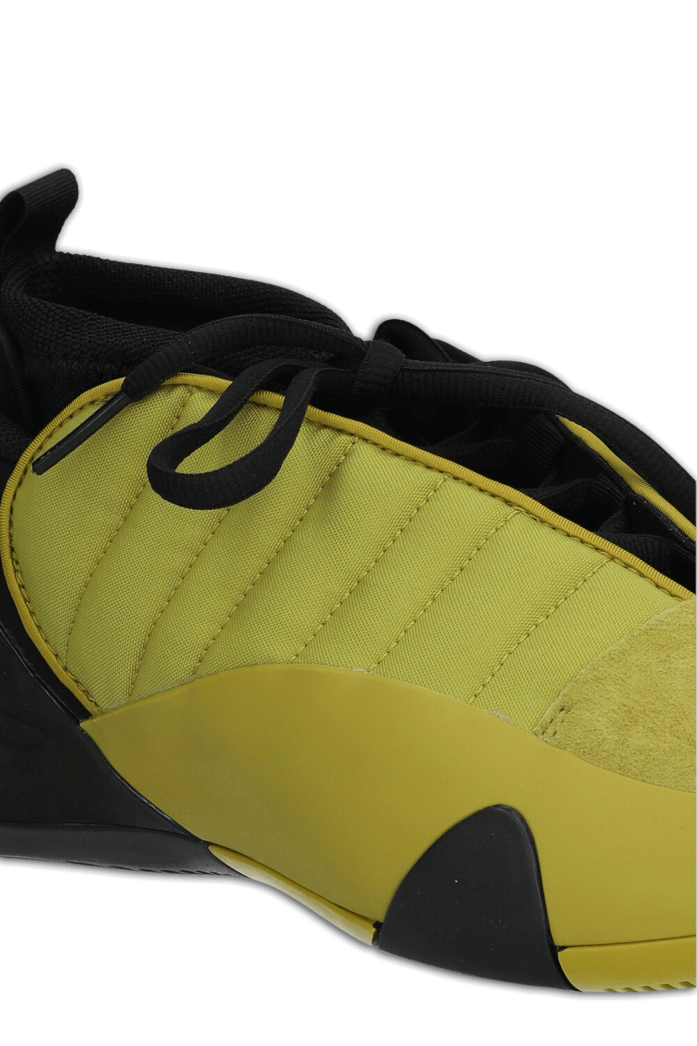 תמונת פנים של נעלי סניקרס הארדן ווליום 7