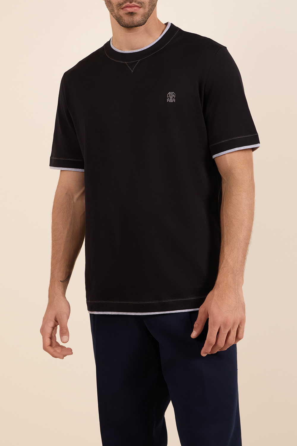 תמונת דוגמן קידמית של חולצת טי