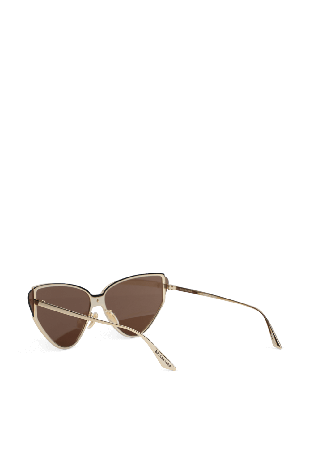 תמונה אחורית של משקפי שמש בסגנון חתולי שקפקף