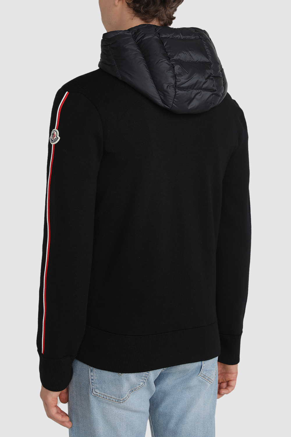 תמונת דוגמן אחורית של מעיל קרדיגן פוך