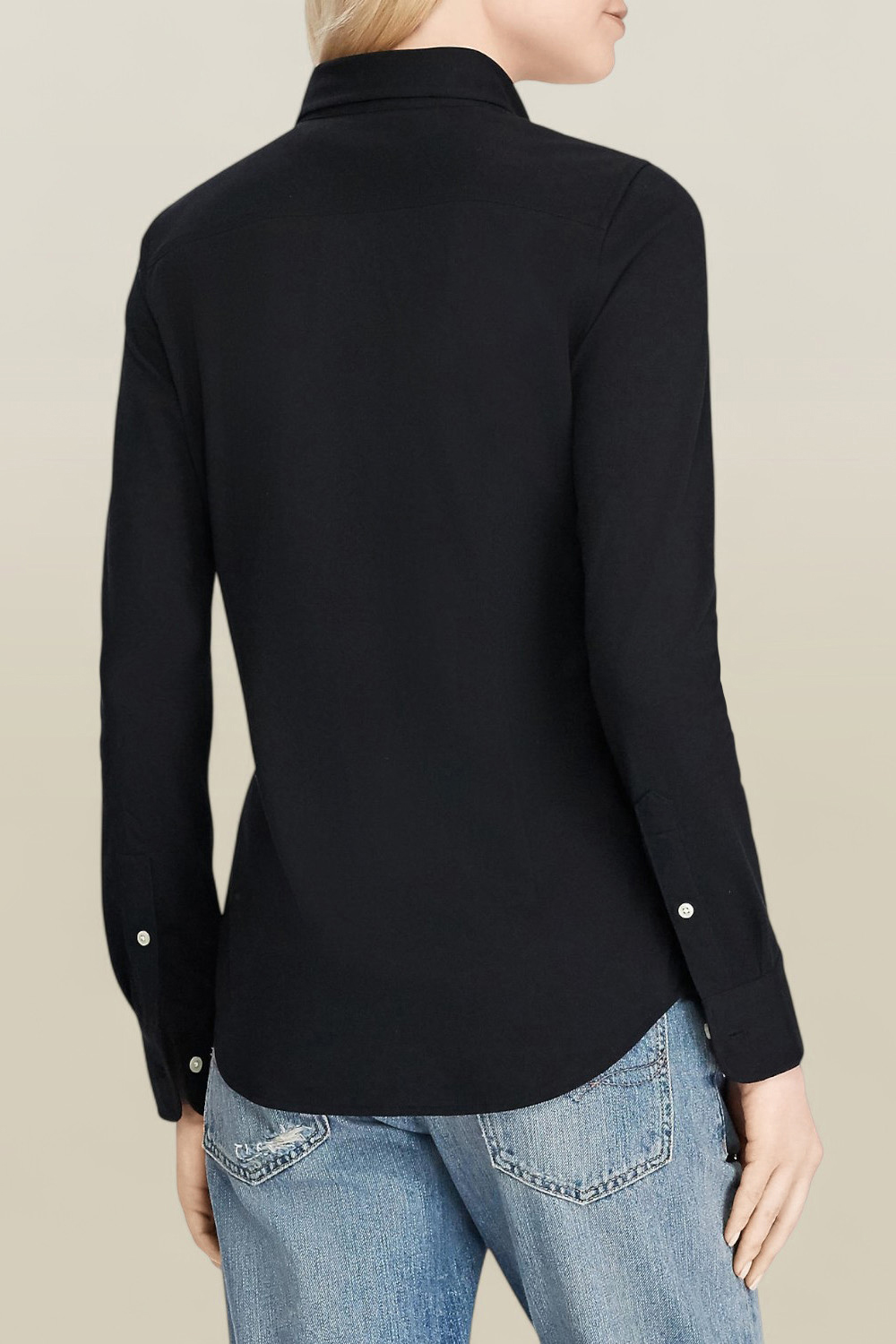 תמונת דוגמן אחורית של חולצת כפתורים